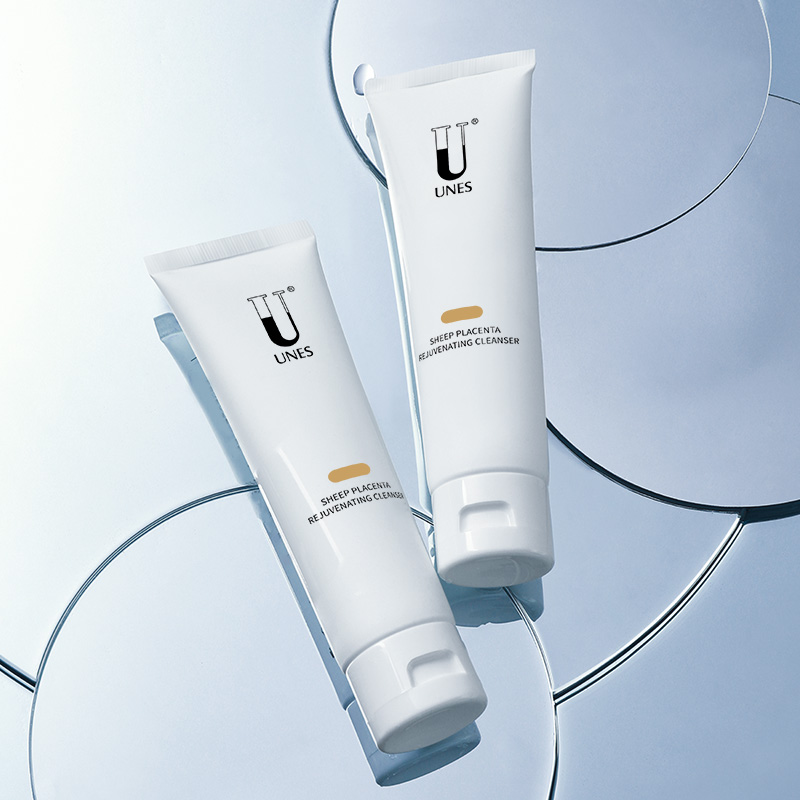 UNES SHEEP PLACENTA REJUVENATING CLEANSER